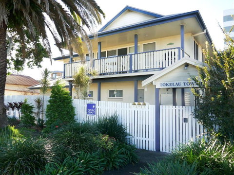 Tokelau Townhouse 1 - Winery Find 0
