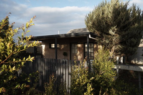 Tomfoolery Winemaker's Cottage Barossa Valley - Winery Find 1