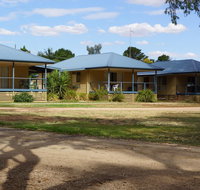 Tooleybuc River Retreat Villas - Winery Find