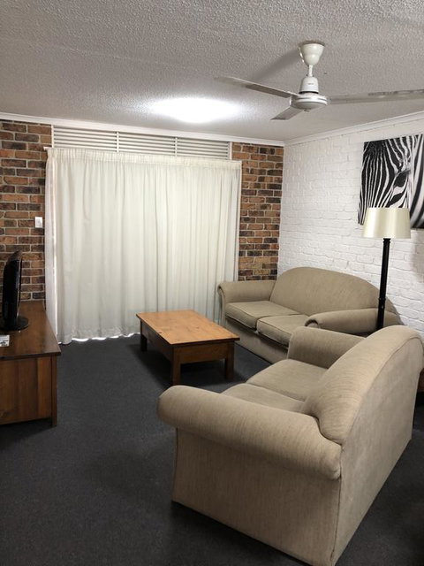 Toowong Villas - Winery Find 1