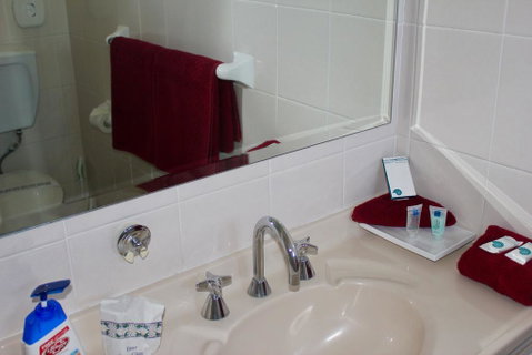 Town And Country Motor Inn - Winery Find 2