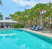 Trinity Beach Club Holiday Apartments - Winery Find