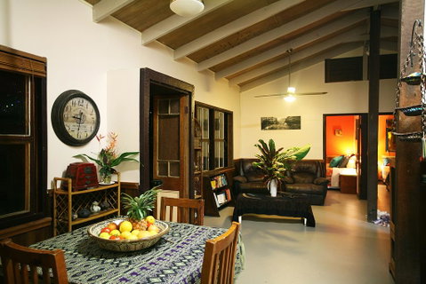 Tropical Bliss Bed And Breakfast - Winery Find 1