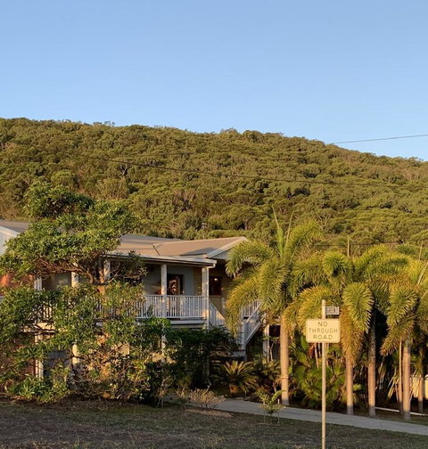 Tropical Styling - Winery Find 3