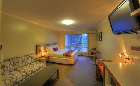 Tropixx Motel & Restaurant - Winery Find 2