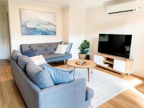 Ultimate Oasis Condo. Wifi + Netflix + Parking - Winery Find 0
