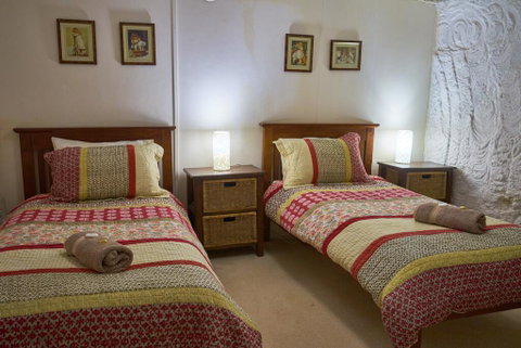 Underground Bed & Breakfast - Winery Find 3
