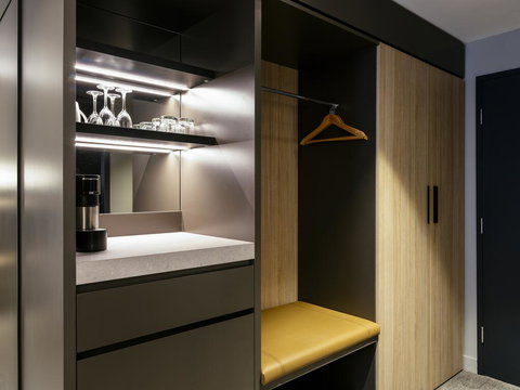 Vibe Hotel Hobart - Winery Find 2