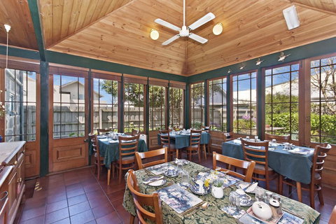 Victoria House - Winery Find 3