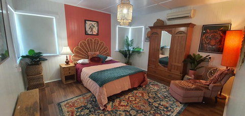 Victoria House - Winery Find 0