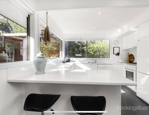 Victorian Beach House - Winery Find 0