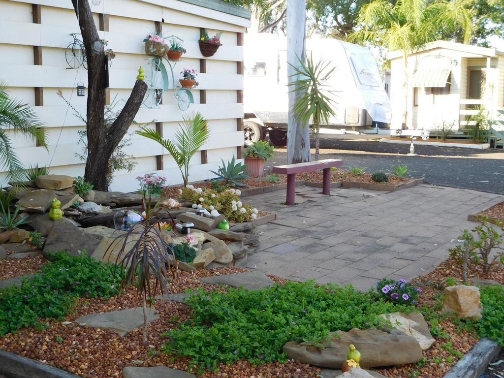 Bymount QLD Winery Find