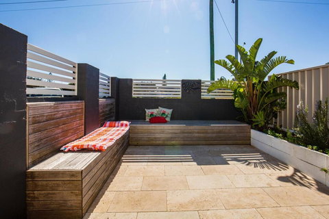 VIlla Zelma, Culburra Beach - Winery Find 1