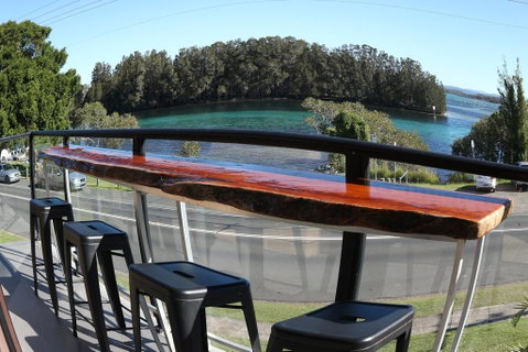 Wallis View 13 - Winery Find 0