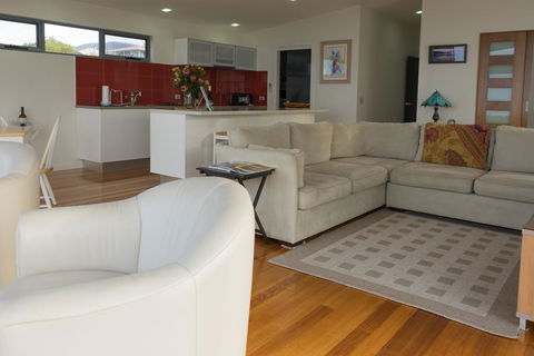 Watercolours - Winery Find 3