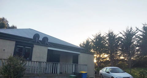 Hillâ€™s Creek Holiday Home - Winery Find 4