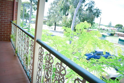 Turner Terrace - Winery Find 4