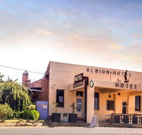 Albion Hotel and Motel Castlemaine - Winery Find