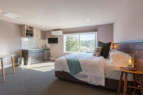 The Old Mechanics - Winery Find 15