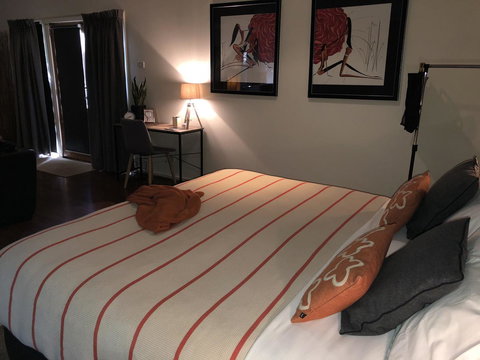 Minni Gums - Winery Find 24