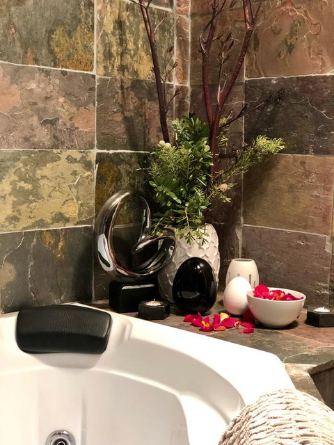 Minni Gums - Winery Find 21