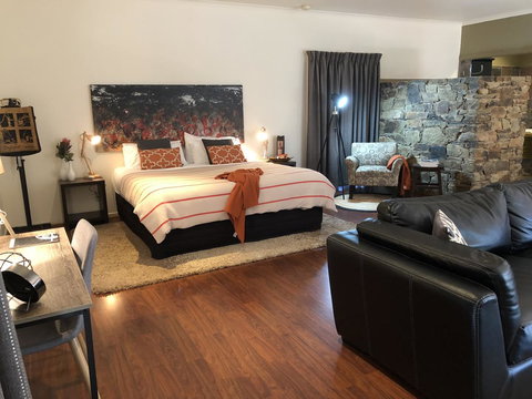 Minni Gums - Winery Find 19