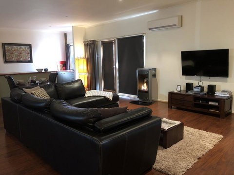 Minni Gums - Winery Find 13