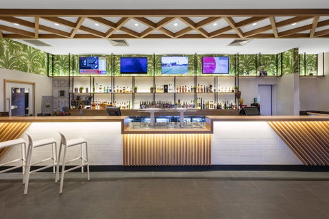 Ramada By Wyndham Marcoola Beach - Winery Find 33