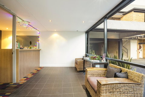 Nightcap At Kawana Waters Hotel - Winery Find 27