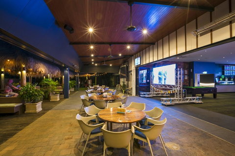 Nightcap At Kawana Waters Hotel - Winery Find 18