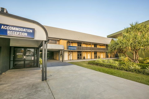 Nightcap At Kawana Waters Hotel - Winery Find 28