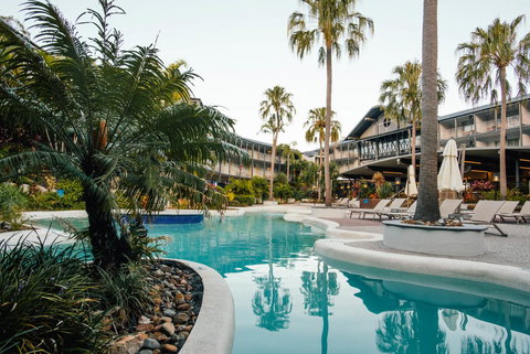 Mantra Club Croc - Winery Find 40