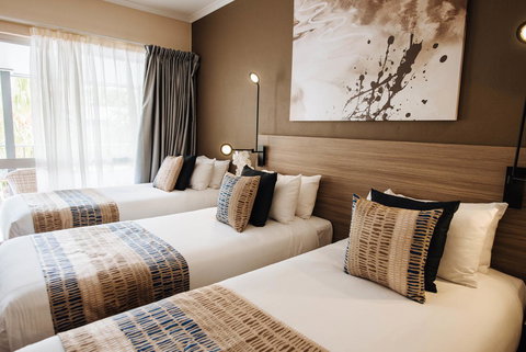 Mantra Club Croc - Winery Find 22