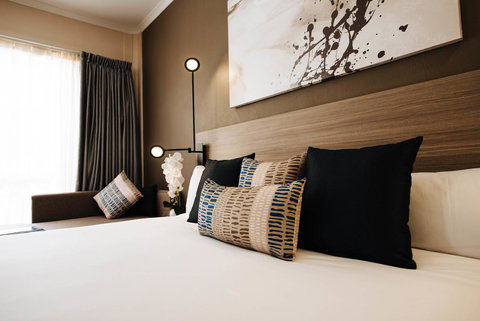 Mantra Club Croc - Winery Find 17