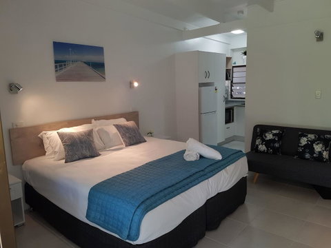 Amaroo On Mandalay, Magnetic Island - Winery Find 2