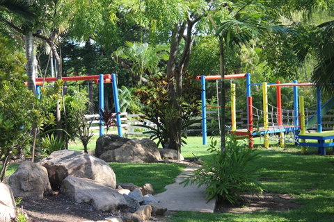 Amaroo On Mandalay, Magnetic Island - Winery Find 36