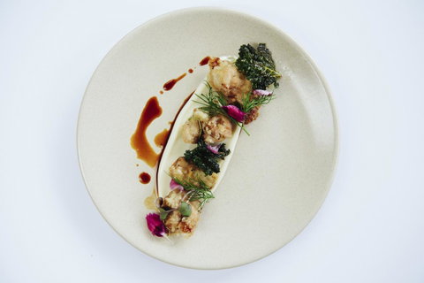 Pullman Port Douglas Sea Temple Resort And Spa - Winery Find 25