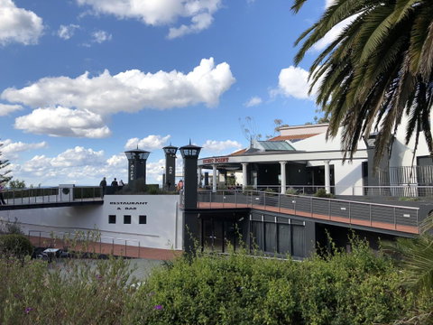 Picnic Point Villas - Winery Find 3