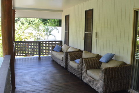 Eco Village Mission Beach - Winery Find 16