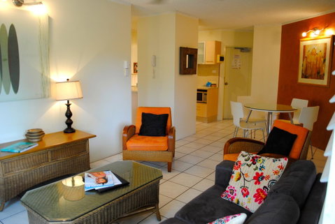 The Port Douglas Queenslander - Winery Find 28