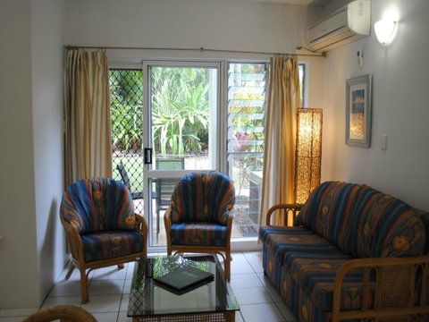 The Port Douglas Queenslander - Winery Find 19