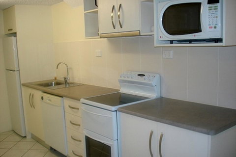 The Port Douglas Queenslander - Winery Find 44