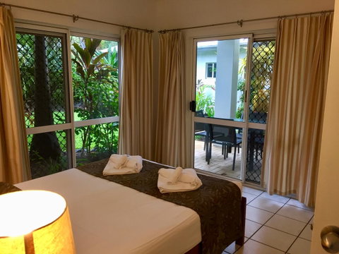 The Port Douglas Queenslander - Winery Find 4