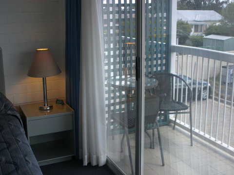 Dalby Manor Motor Inn - Winery Find 28