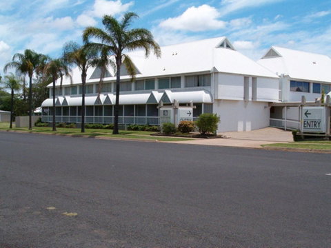 Dalby Manor Motor Inn - Winery Find 27