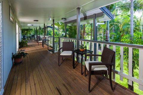 King Reef Resort - Winery Find 40