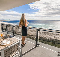 Iconic Kirra Beach Resort - Winery Find
