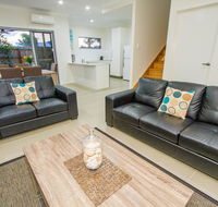 Agnes Sails - Winery Find