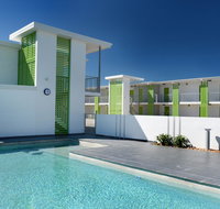 Mackay Oceanside Central Hotel - Winery Find
