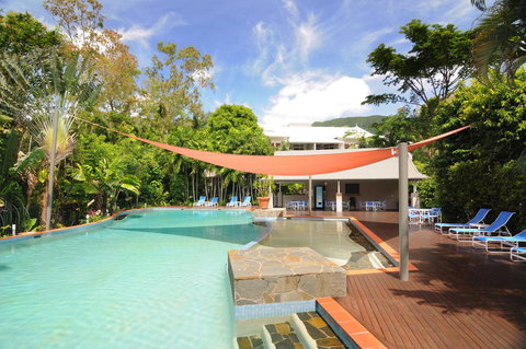 Oasis At Palm Cove - Winery Find 24